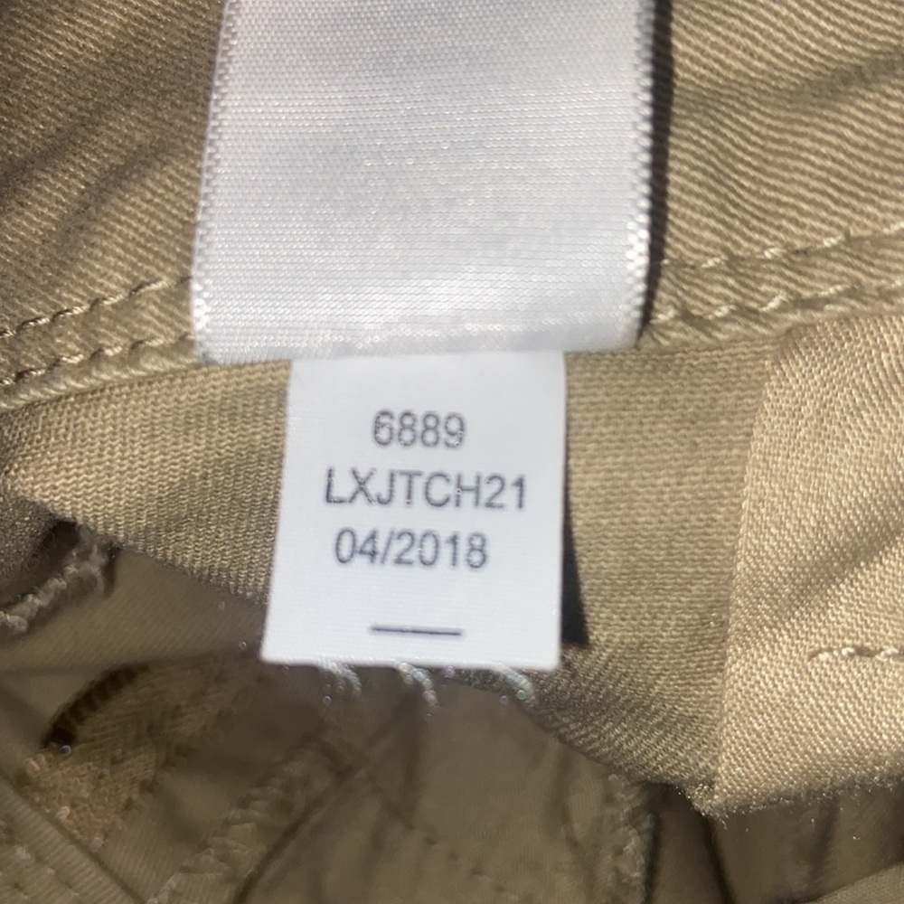 Aeropostale Women’s Chino Twill Pants Classic Size 10 Reg - Picture 8 of 8